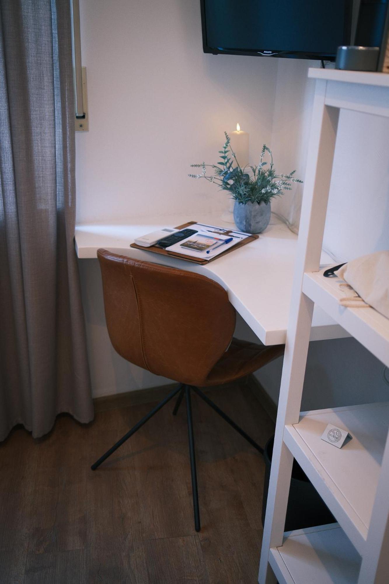 Kreuzblume Hotel & Weinstube 弗赖堡 外观 照片